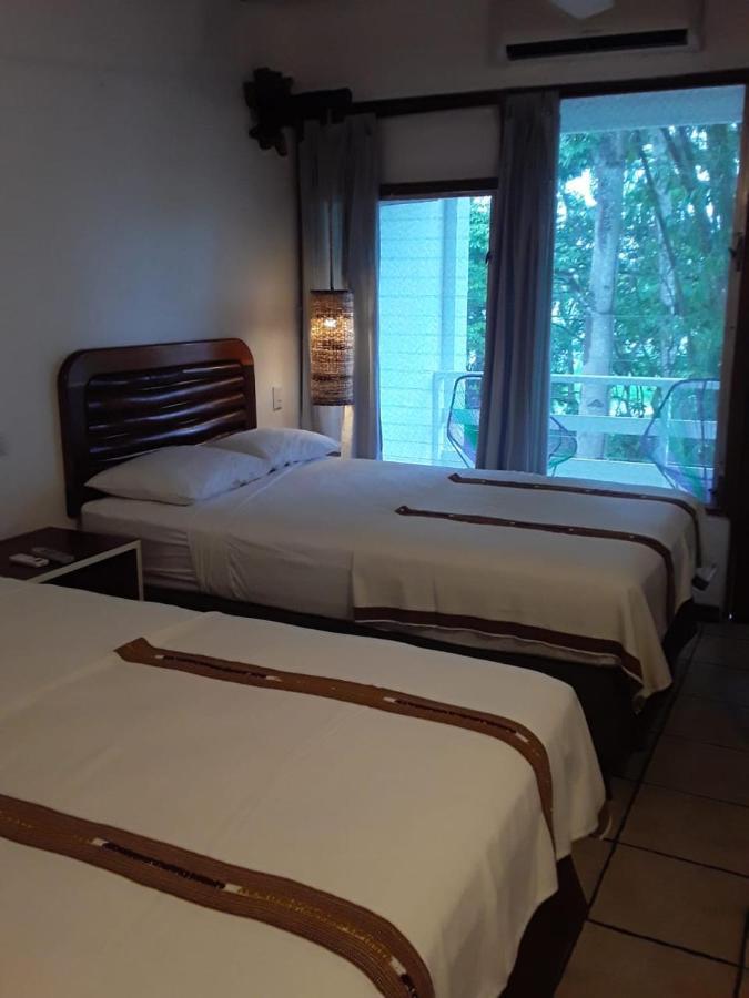 Hotel Maya Internacional Flores Luaran gambar