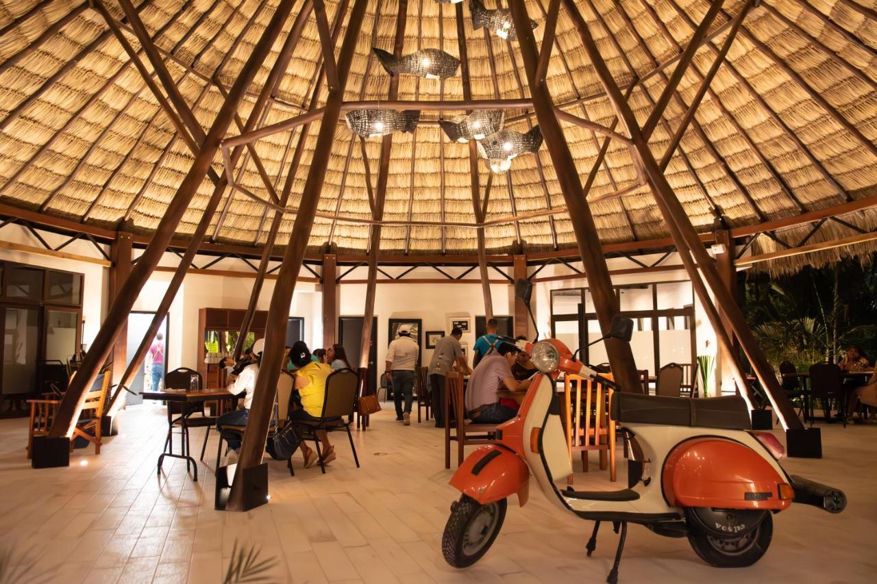 Hotel Maya Internacional Flores Luaran gambar