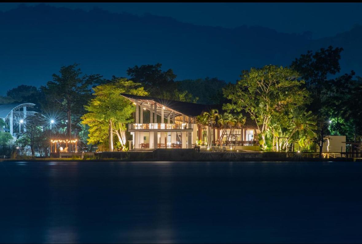 Hotel Maya Internacional Flores Luaran gambar